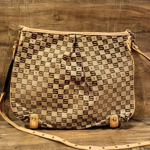 SOLD OUT 🎖🎖🎖🎖Sisley Paris Sling Bag - Picture 6 of 8